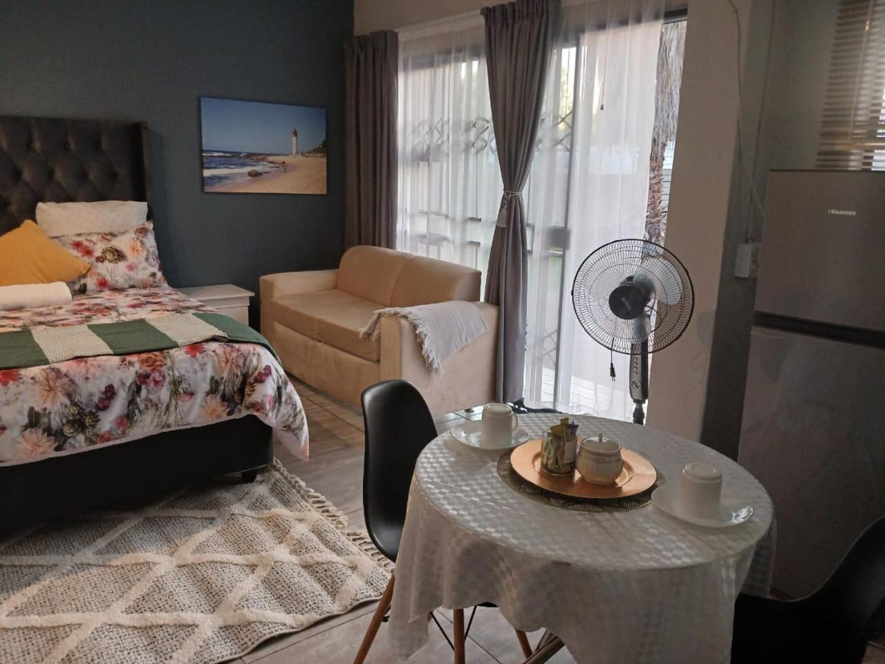 South Serene Guest House Midrand Buitenkant foto