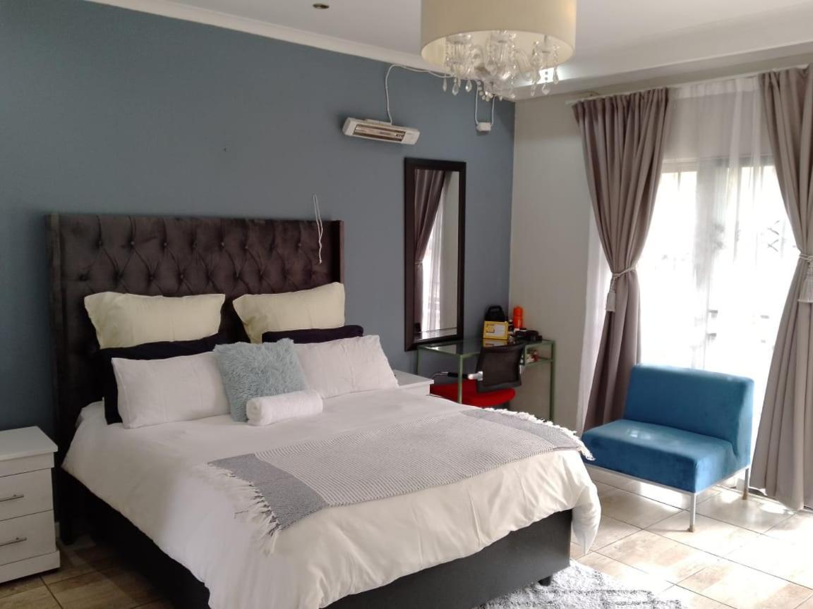 South Serene Guest House Midrand Buitenkant foto